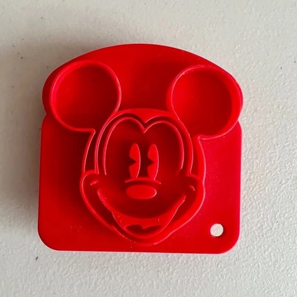 Mickey Mouse Disney toast cookie cutter cute Disneyland minnie kids bento snack